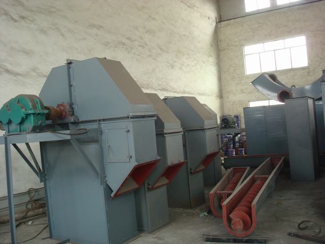 環（huán）鏈離心鬥式提升（shēng）機