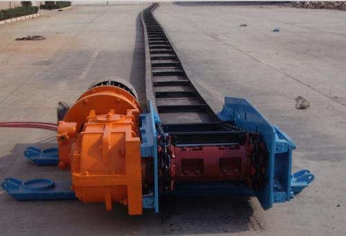 綜采刮板機成（chéng）品展（zhǎn）示