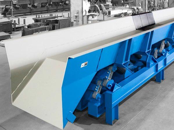 擋邊振動（dòng）輸（shū）送機