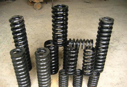 振動篩各種彈簧（huáng）配套齊全