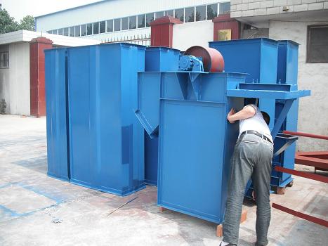 皮帶提升機（jī）現場展示