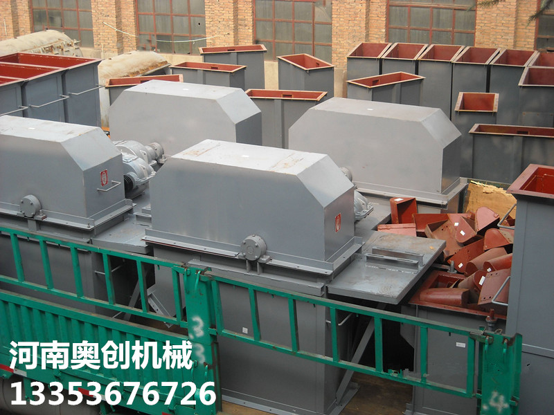 鬥式提升機多（duō）台裝車展示