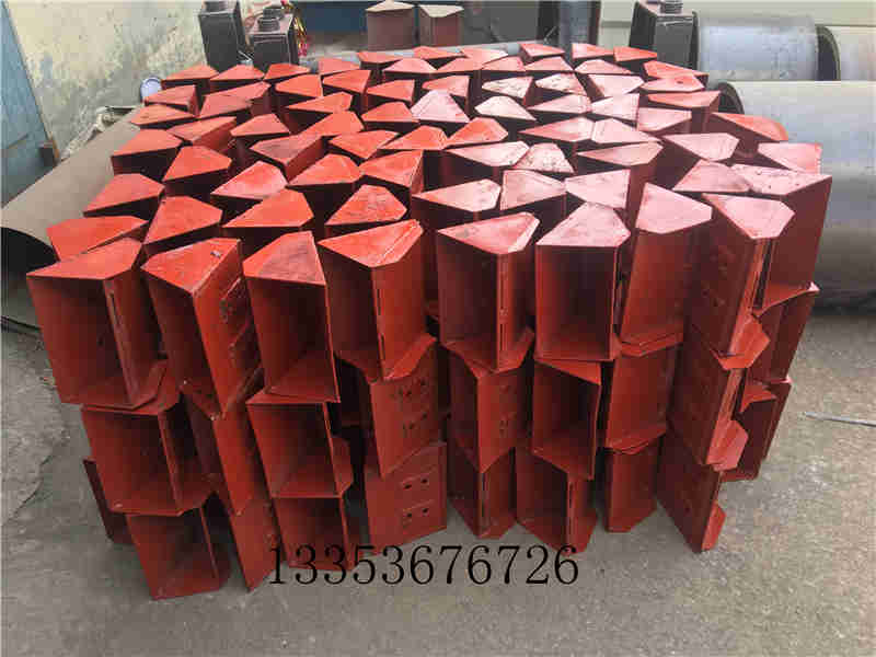 鬥（dòu）式提升機料（liào）鬥廠家