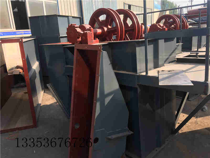 TH型鬥式提（tí）升機產品特點-鬥式（shì）提（tí）升（shēng）機（jī）料（liào）鬥配件（jiàn）有兩種（zhǒng）型式