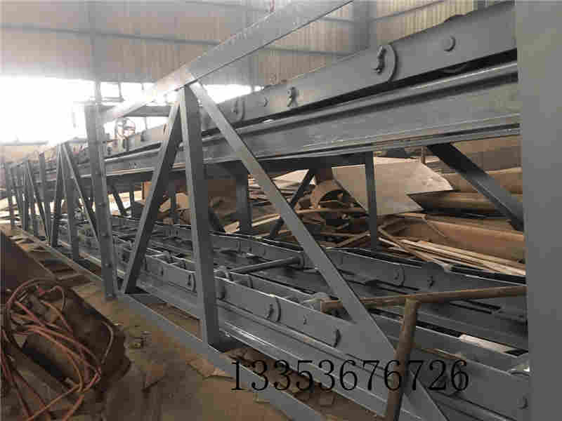 鏈鬥（dòu）式輸送機簡介3