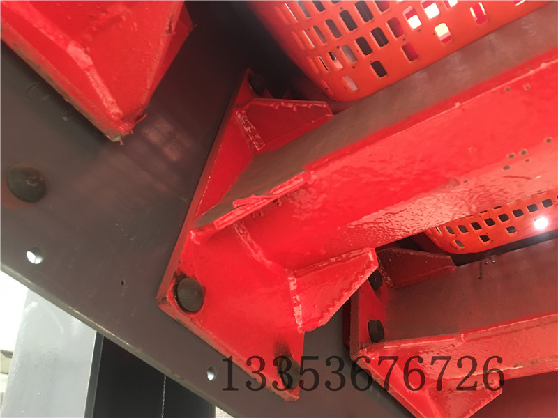 弛張（zhāng）篩篩板固定梁