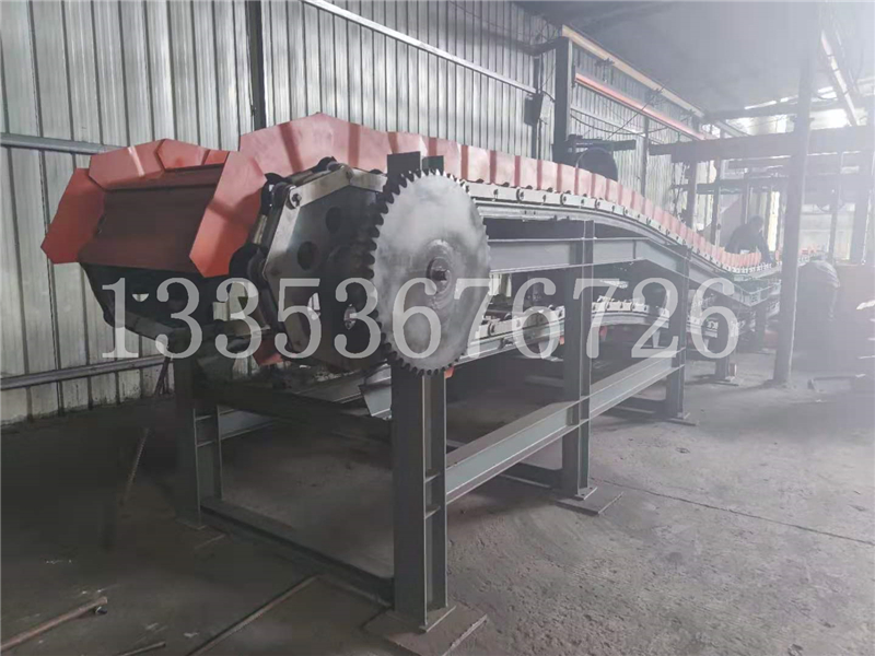 異型角度鱗板輸(shū)送機2 異型角度鱗板(bǎn)輸送機2