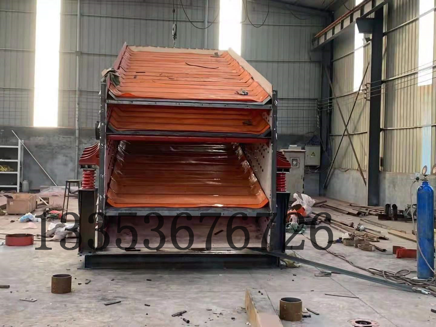 鈦礦粉高頻（pín）弛張（zhāng）篩