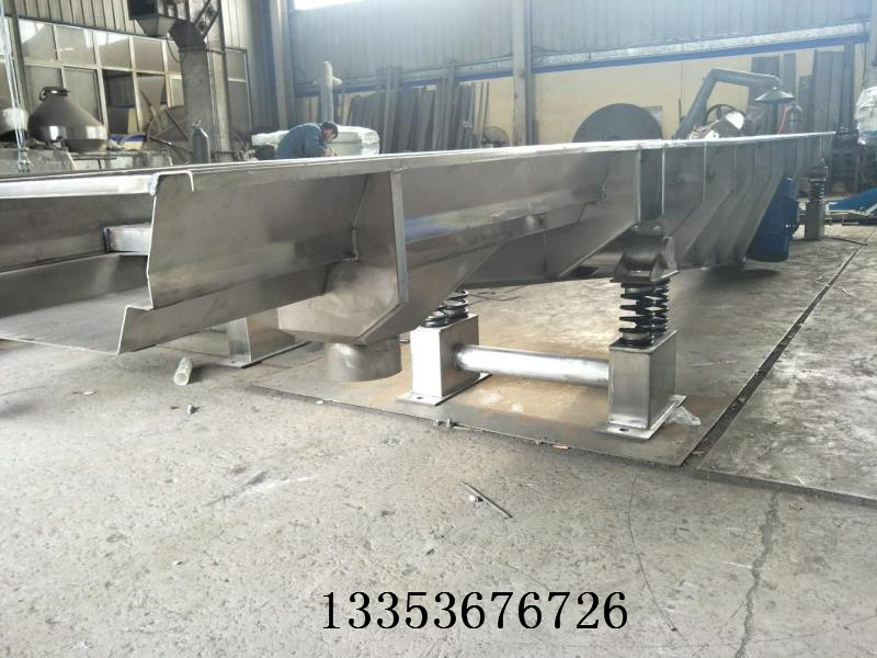 S C G耐高溫振（zhèn）動水平輸送機2