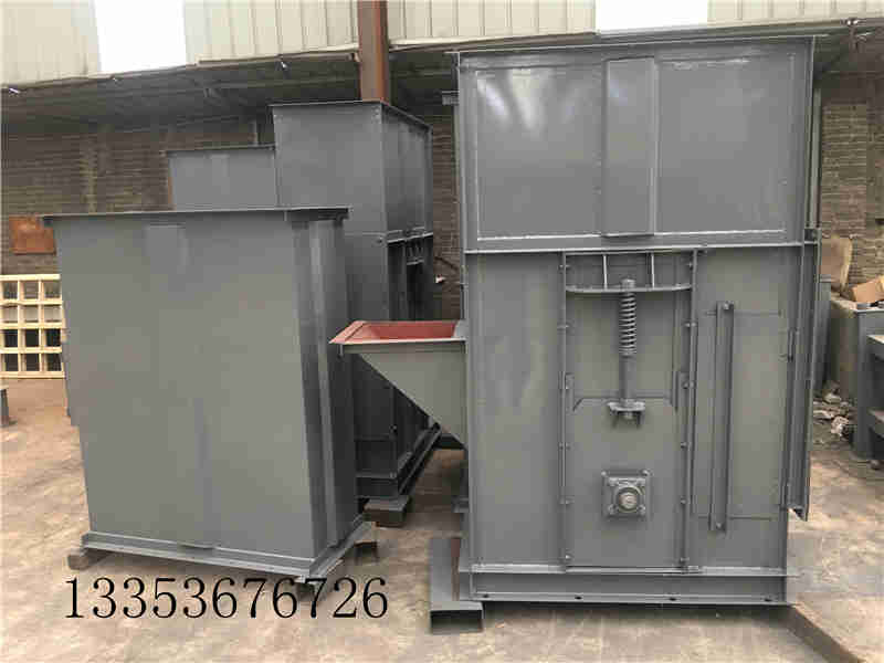 關於鬥式提升機輸送鏈斷（duàn）裂或是卡頓應該怎麽解決呢？