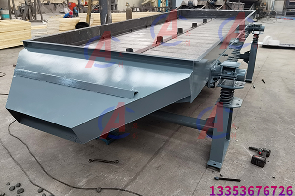 絨毛纖維粉末（mò）振動篩（shāi）