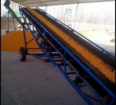 飼料裝車皮帶（dài）運輸機