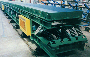 長距離振動輸送機廠家展示（shì）