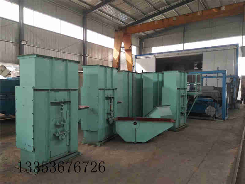 鬥式提升機下箱體