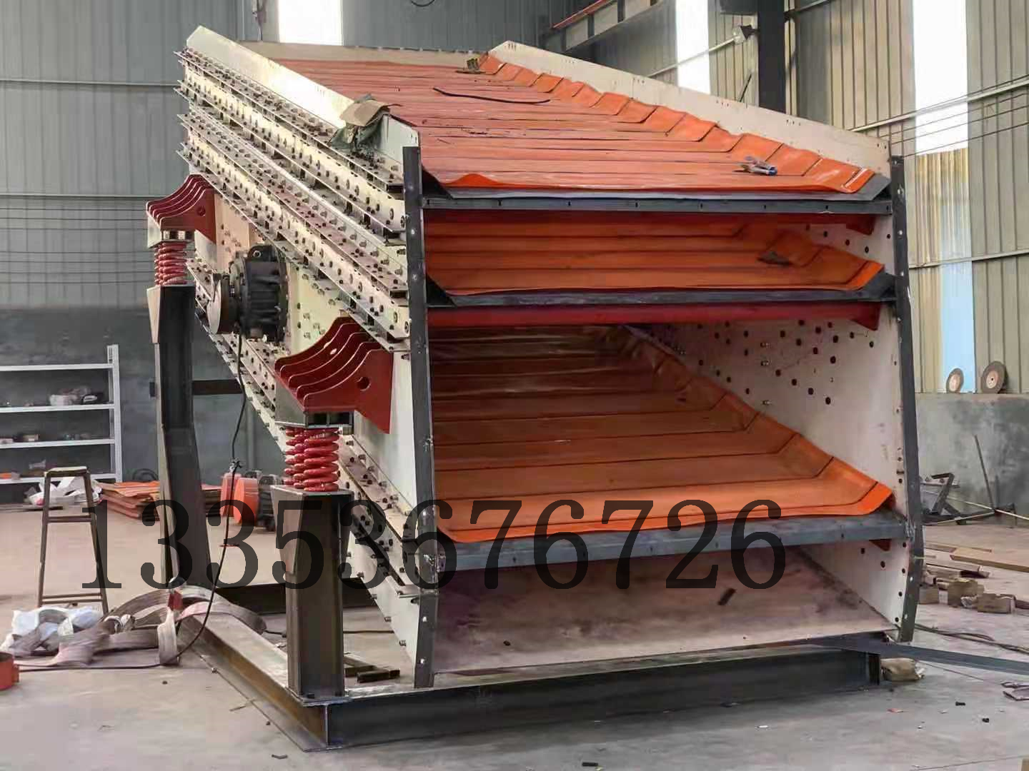 鈦渣（zhā）弛張篩選機2